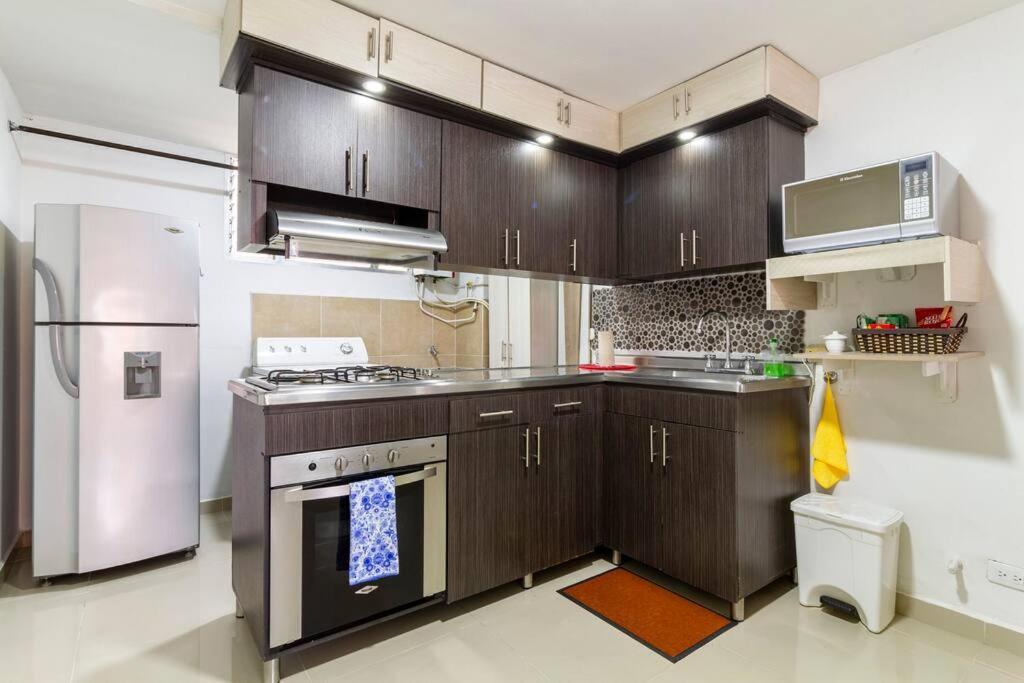 Hermoso Y Acogedor Apartamento En Belén Rosales *