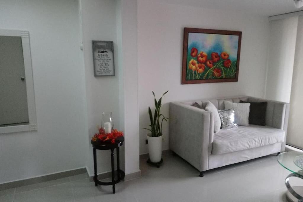 Hermoso Y Acogedor Apartamento En Belén Rosales Medellín